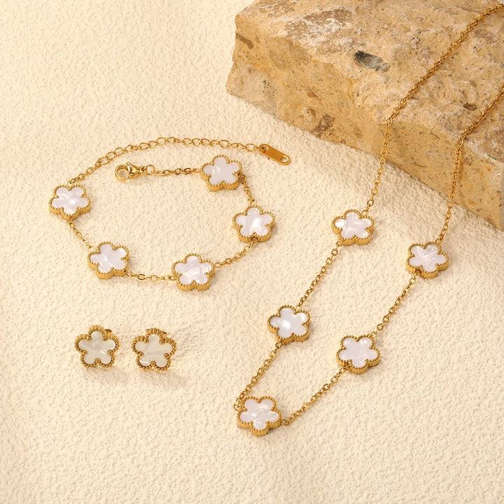 Elegant Floral Jewelry Set