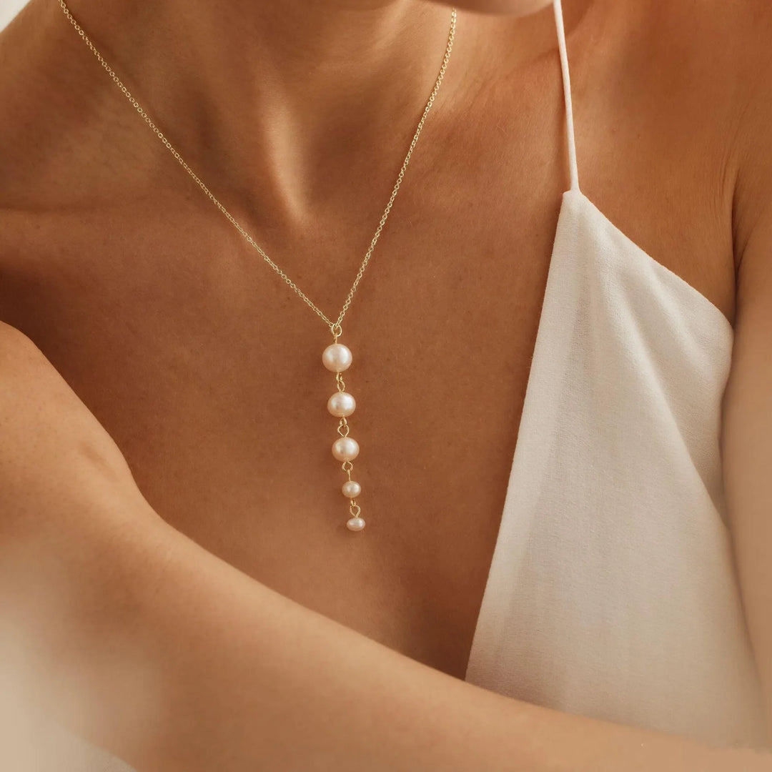 Elegant Pearl Necklace for Timeless Style and Sophistication