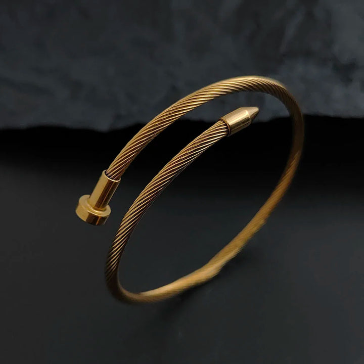 Elegant Clou Bracelet for Stylish Accessory and Fashion Statement