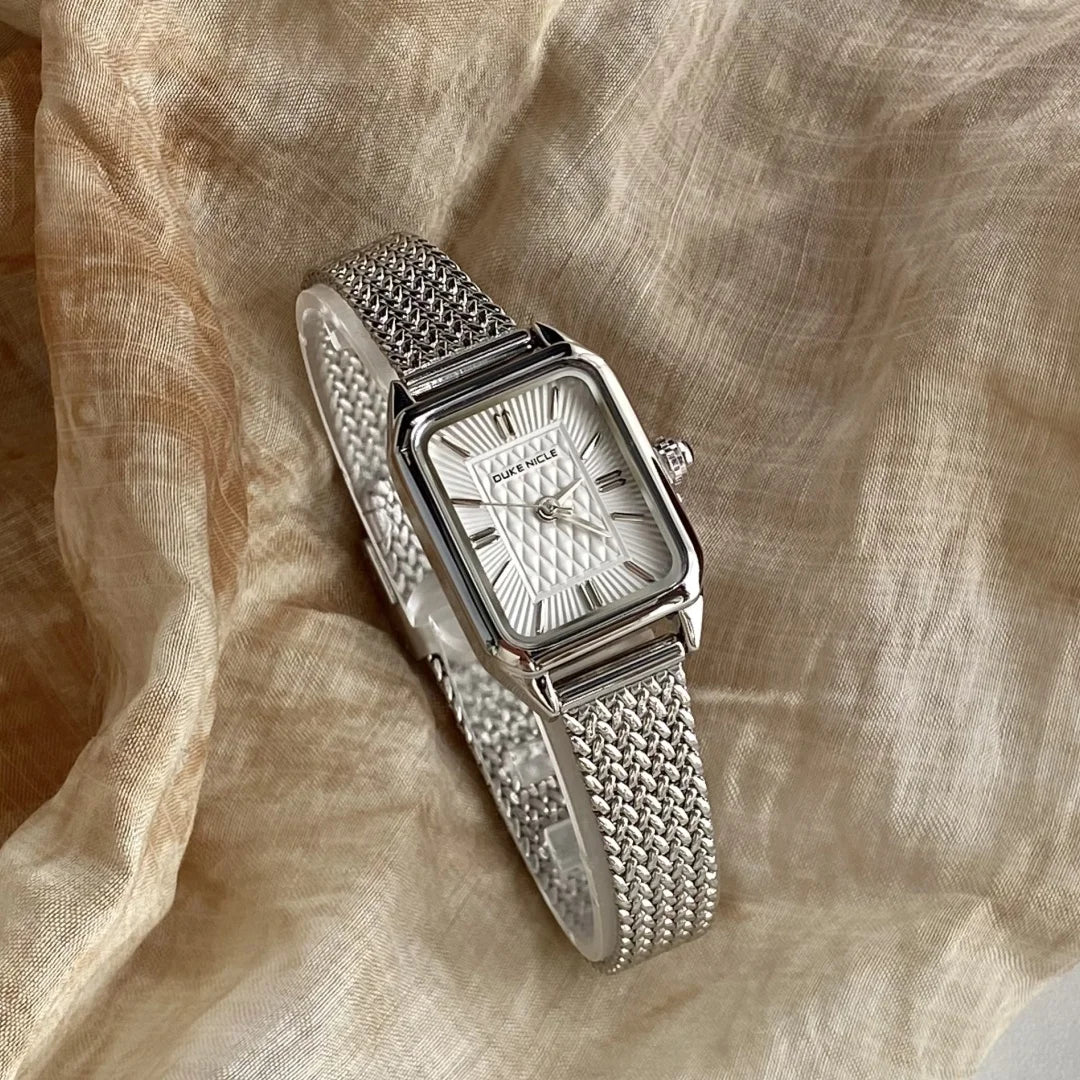 Stylish Wristwatch for Everyday Wear and Special Occasions