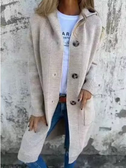 Lang strikcardigan til kvinder med løst fald for et lag-på-lag-look