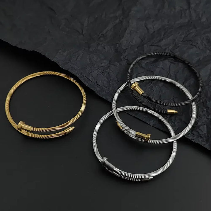 Elegant Clou Bracelet for Stylish Accessory and Fashion Statement