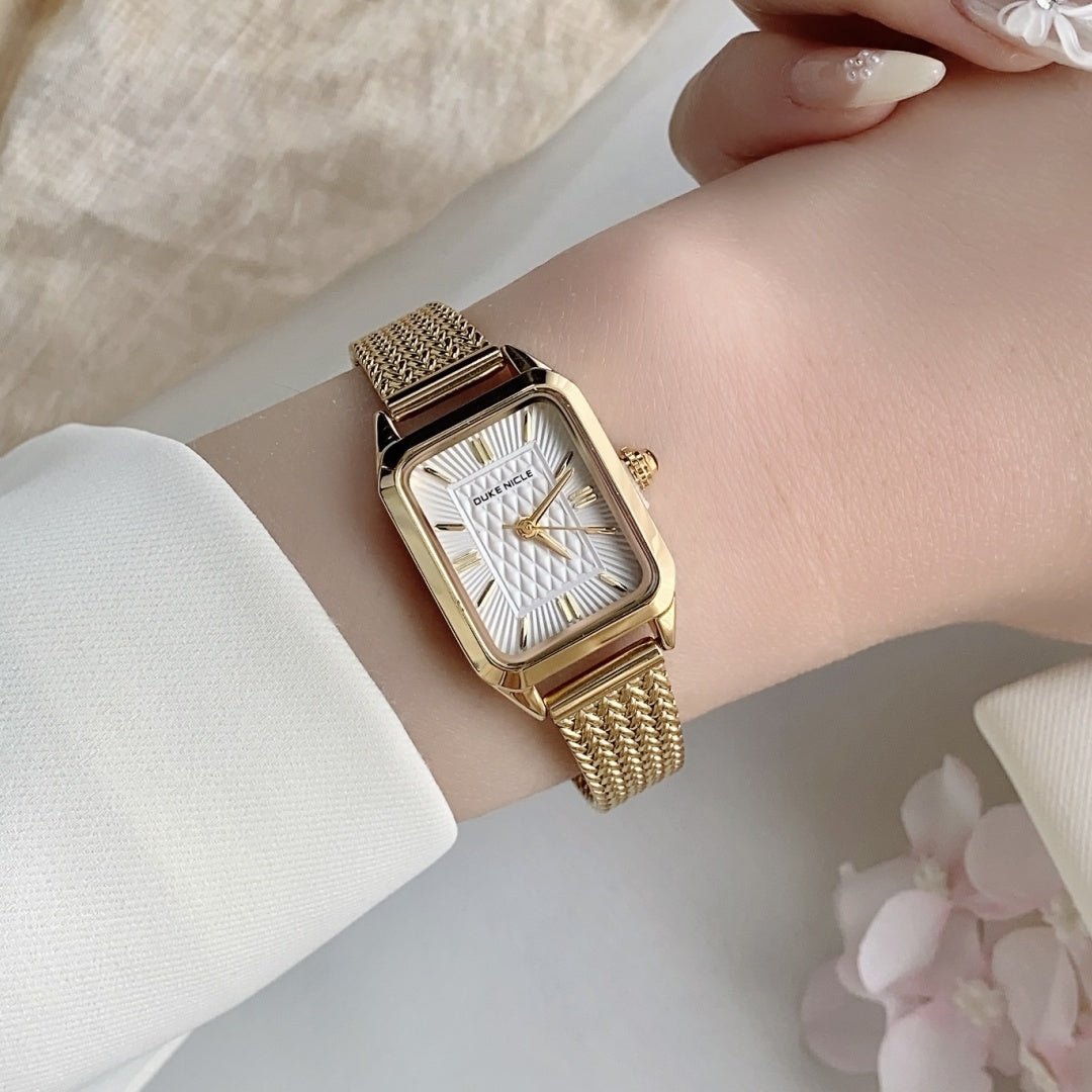 Stylish Wristwatch for Everyday Wear and Special Occasions