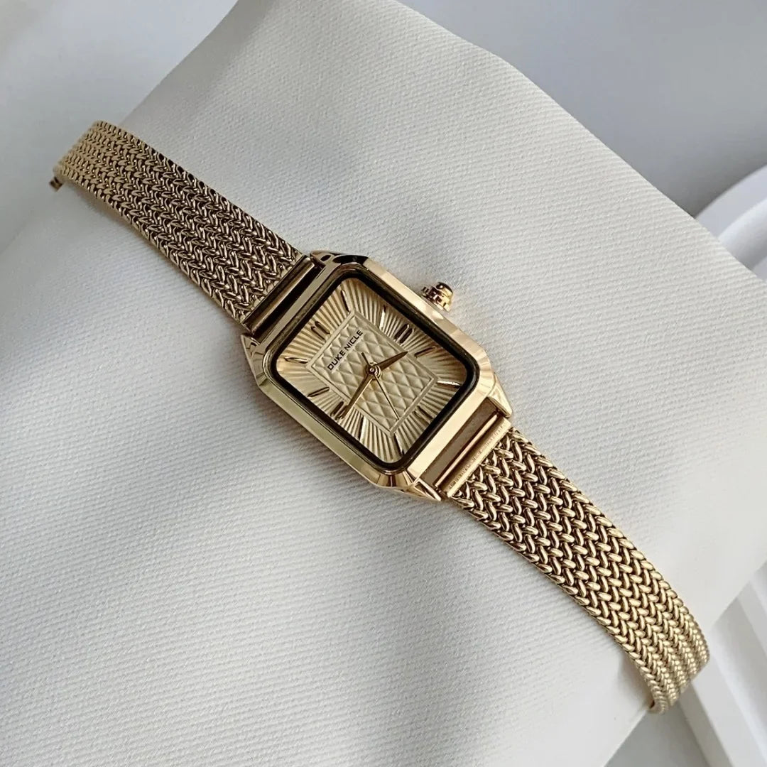 Stylish Wristwatch for Everyday Wear and Special Occasions