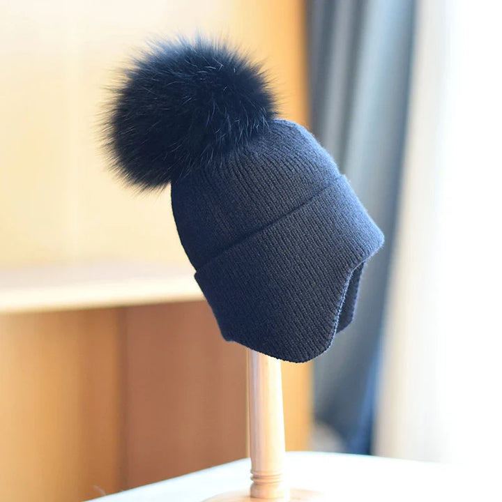 Cozy Knit Pom Beanie for Winter Warmth and Style