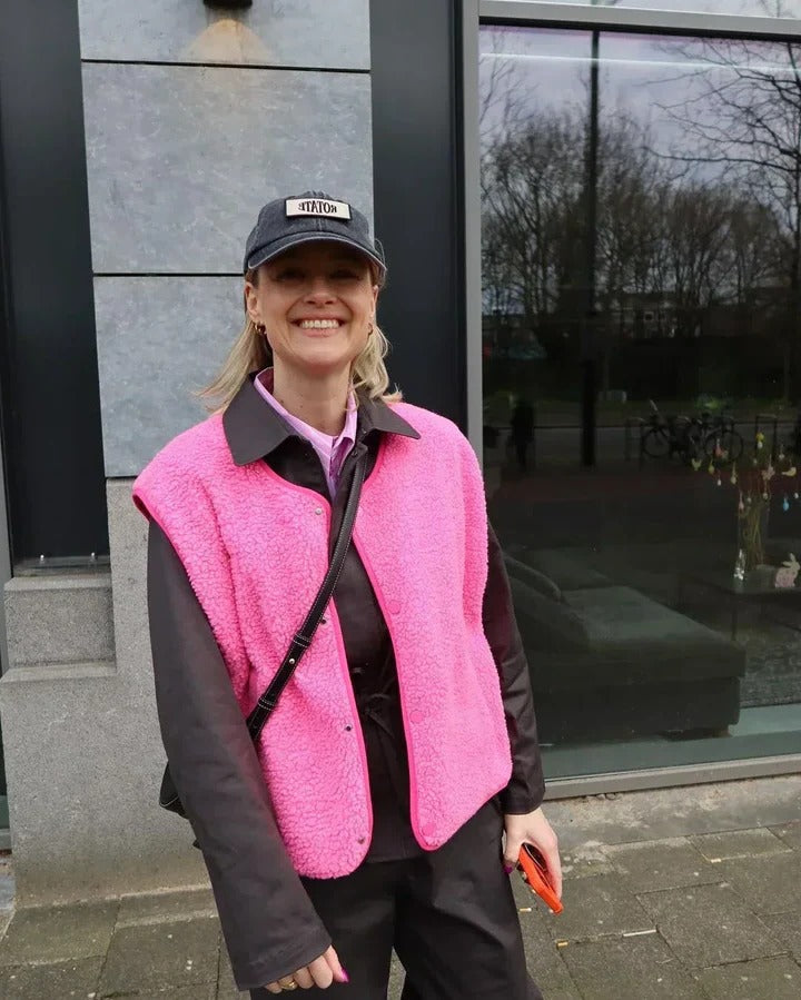 Women's Textured Layering Vest for Stylish Outfits