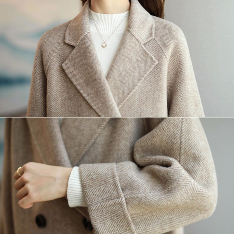 Women's Luxurious Overcoat