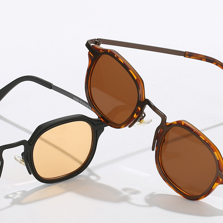 Stylish Streamline Sunglasses for Ultimate Eye Protection