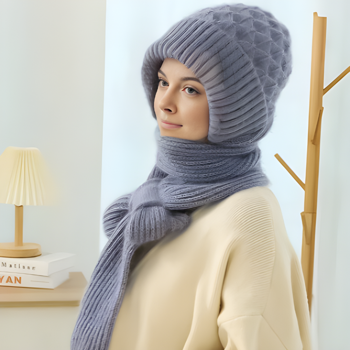 Women's Hat and Scarf Set