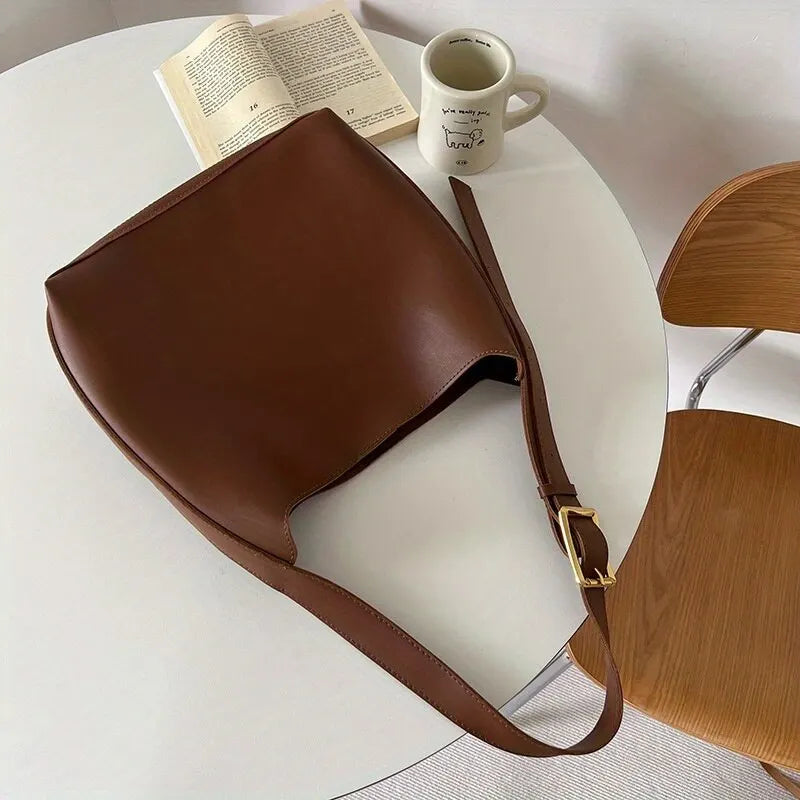 Aria | Women's Vegan Leather Minimalist Shoulder Bag