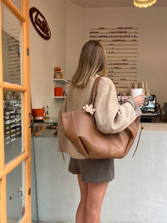 Caroline | Women's Oversized Structured Leather Tote Bag