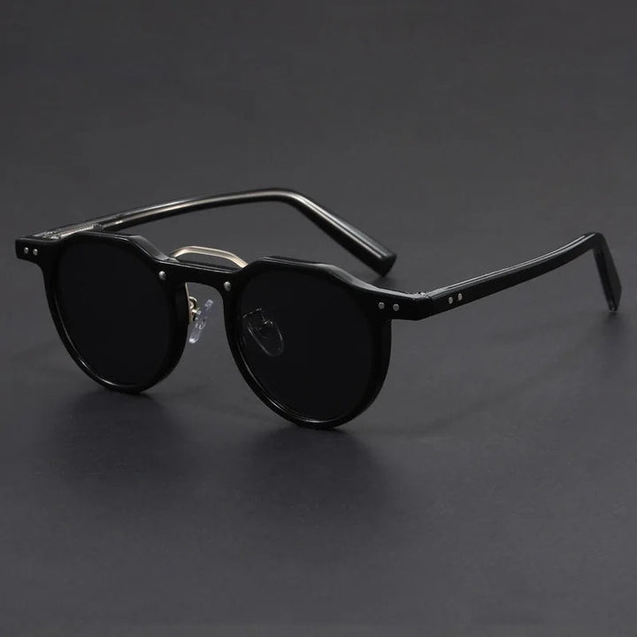 Stylish Men's Sunglasses for Ultimate UV Protection