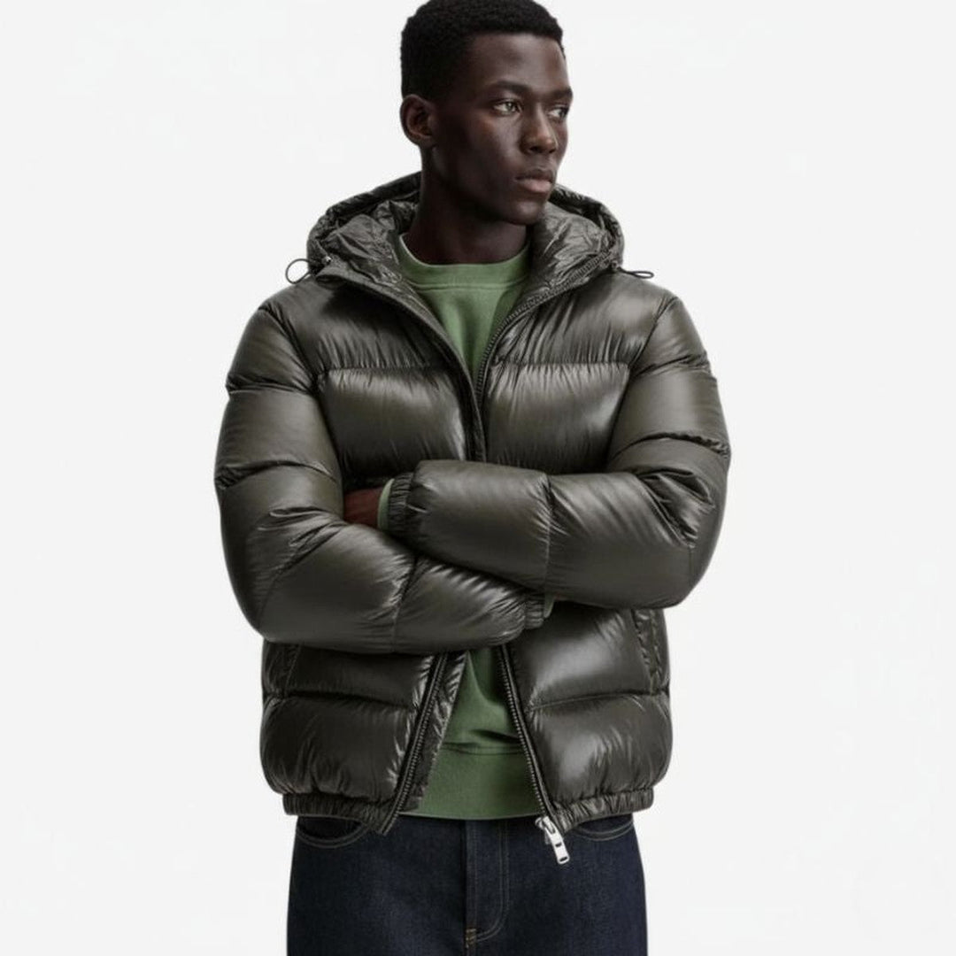 Men's Insulated Hooded Puffer Jacket with Water-Resistant Shell