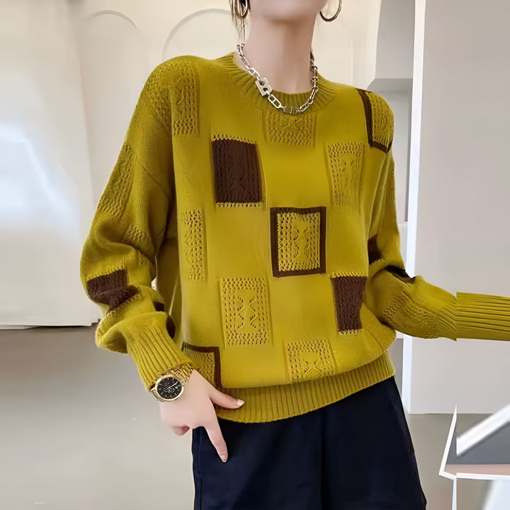 Women's Relaxed Fit Round-Neck Knit Sweater
