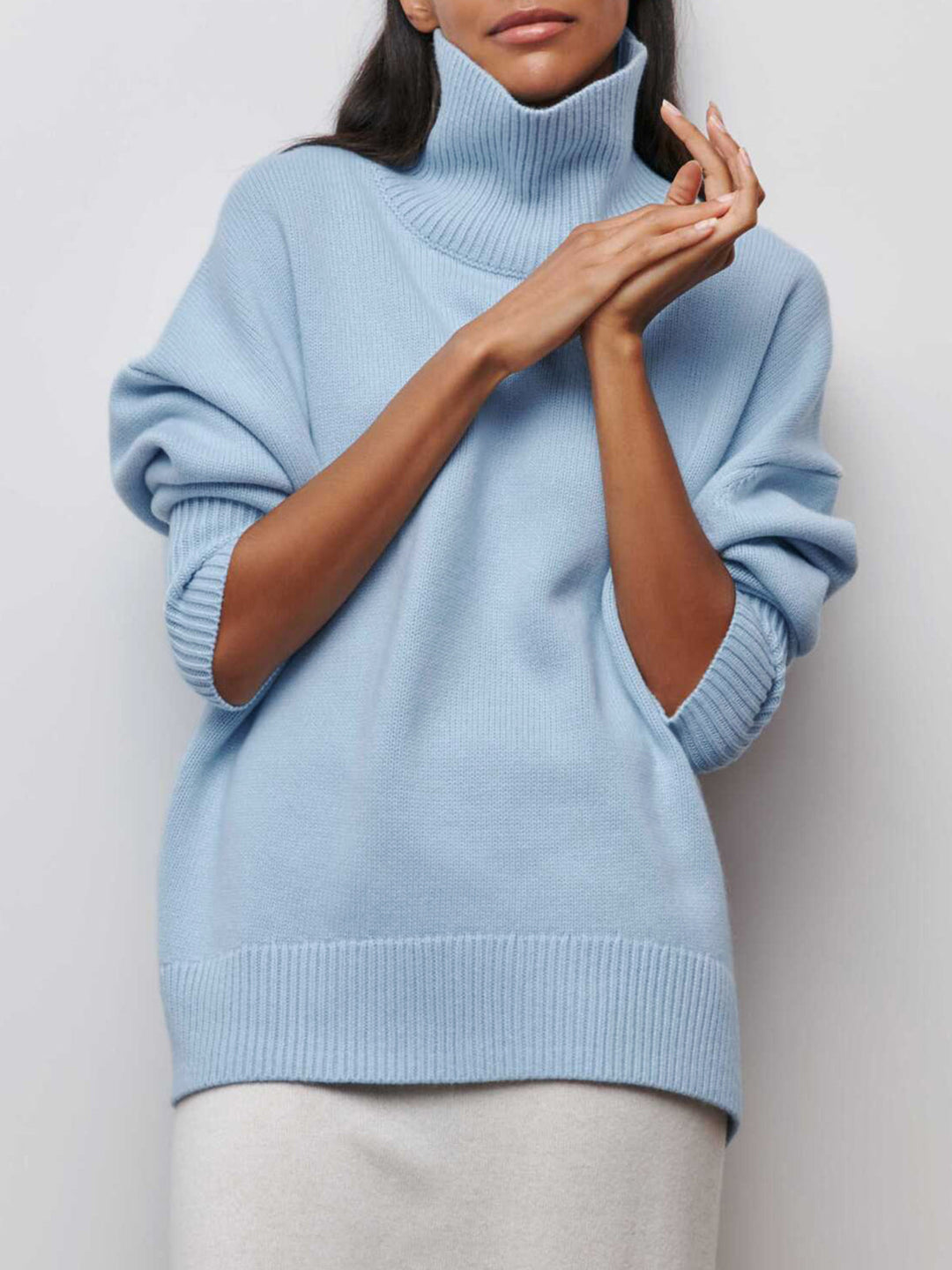 Women's Oversized Turtleneck Sweater in Cloudless Sky