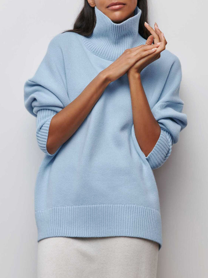 Women's Oversized Turtleneck Sweater in Cloudless Sky