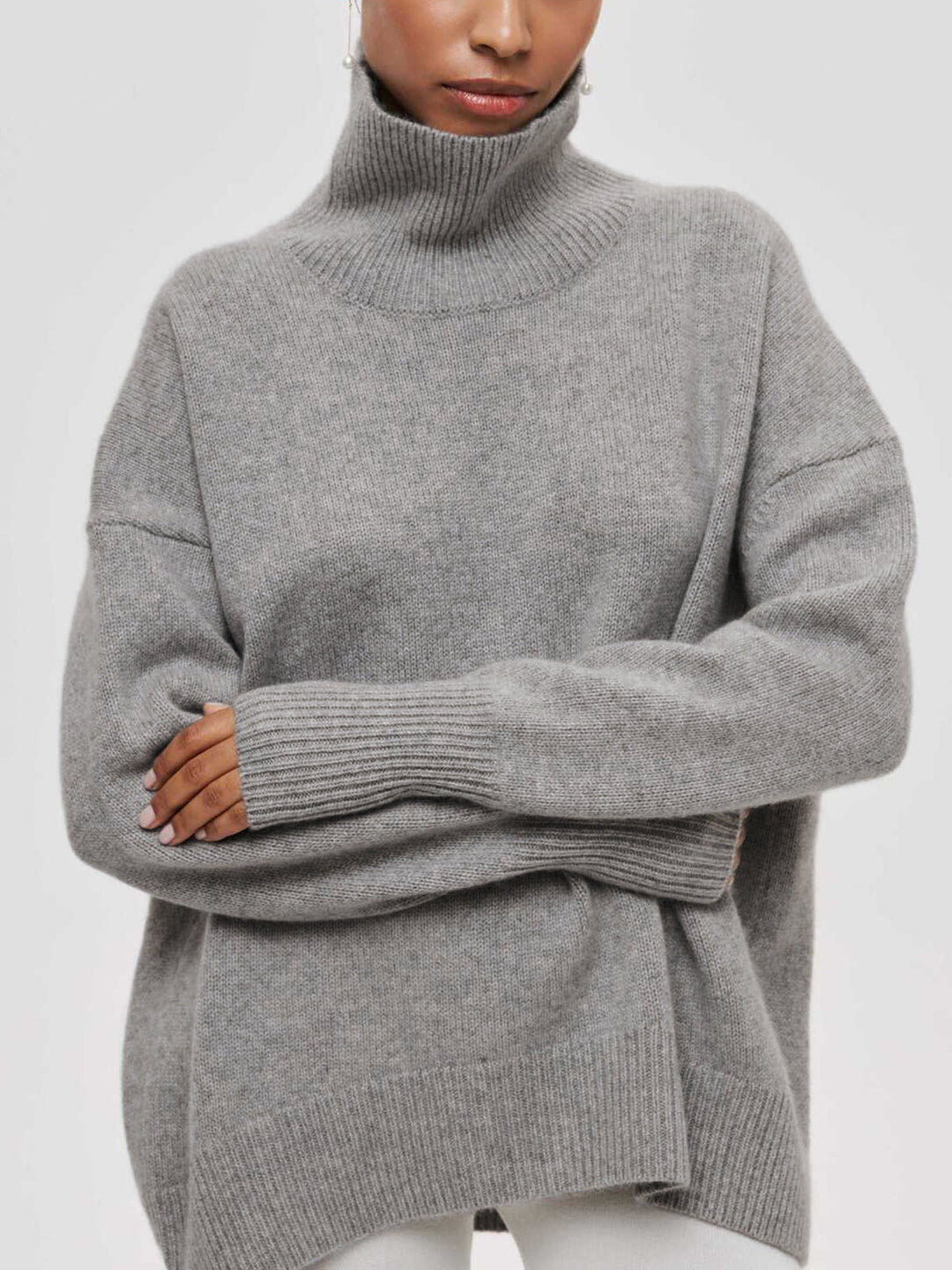Women's Oversized Turtleneck Sweater in Cloudless Sky