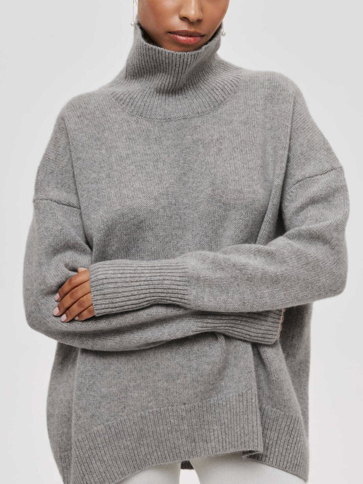 Women's Oversized Turtleneck Sweater in Cloudless Sky