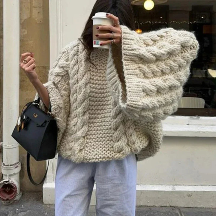 Women's Oversized Sweater - Cozy and Fashionable Comfort
