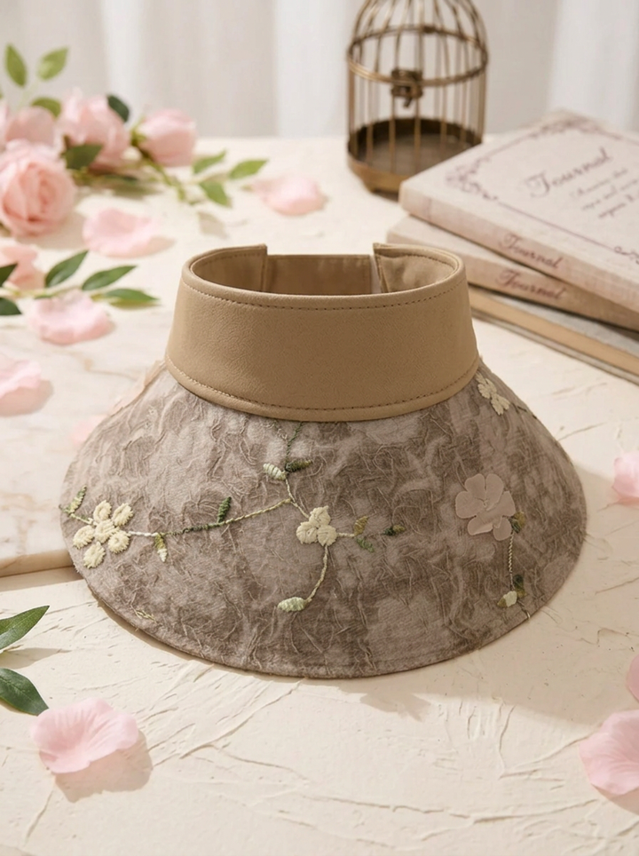 Women's Foldable Straw Hat with Floral Design and UV Protection
