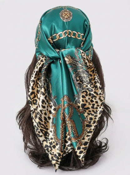 Écharpe en soie à imprimé animal pour femme - Style élégant et enveloppant, tout en douceur