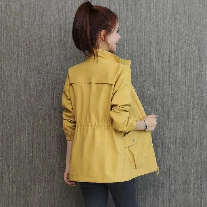 Women's Lightweight Trench Coat for Stylish Layering
