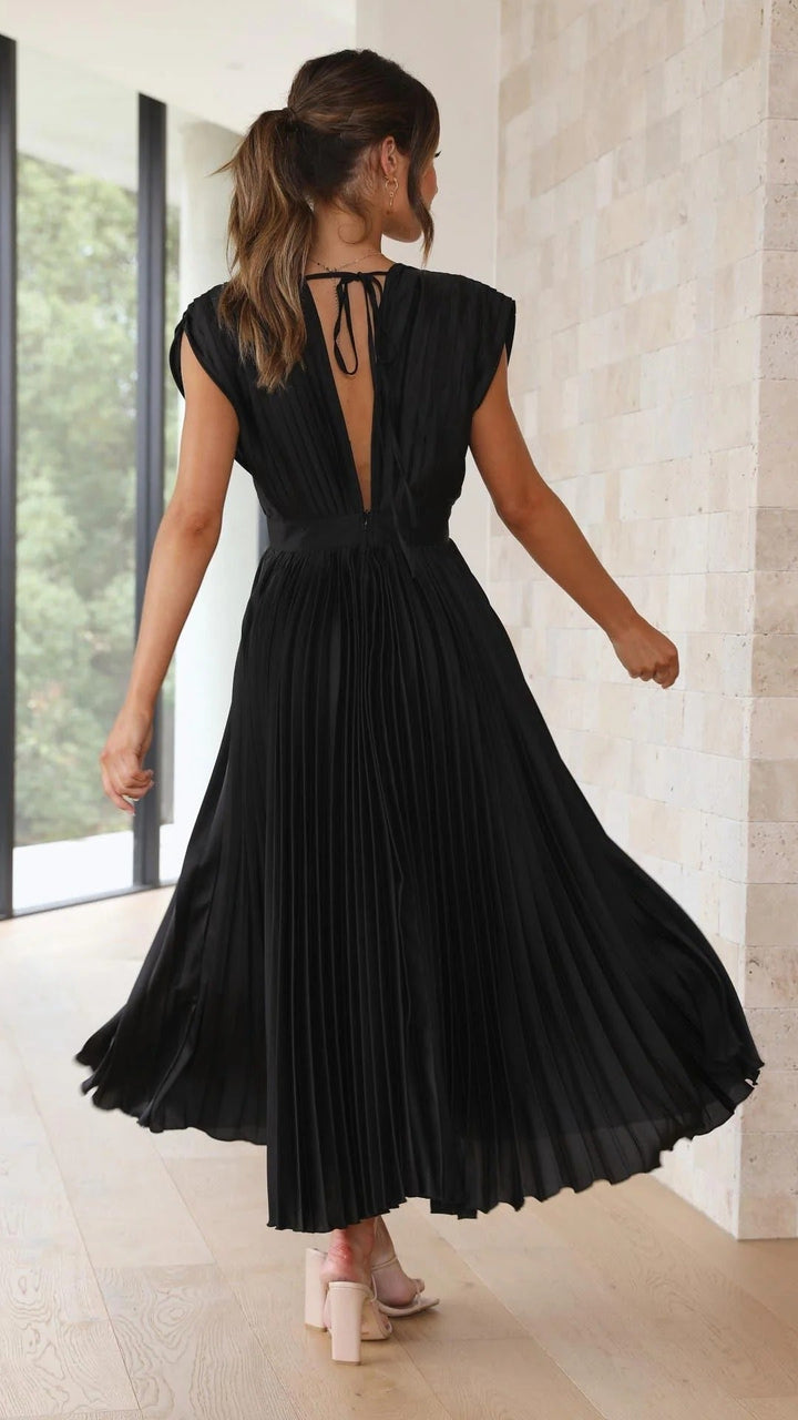 Women's Pleated V-Neck Long Dress