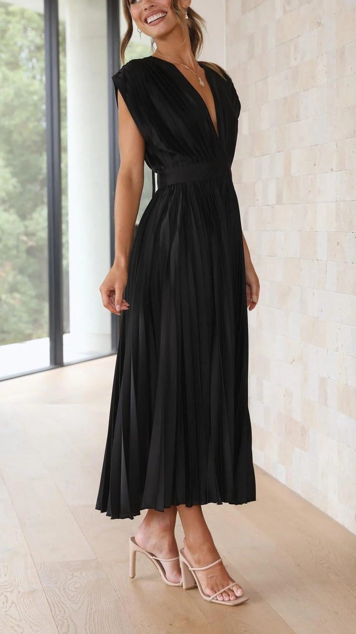 Women's Pleated V-Neck Long Dress