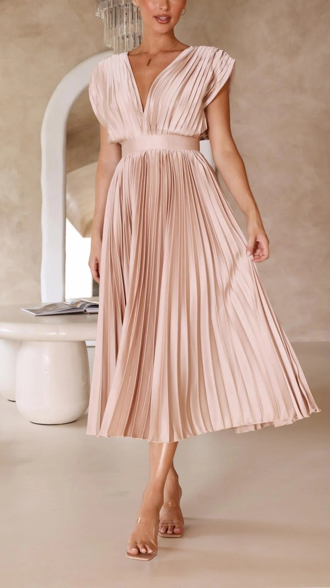 Women's Pleated V-Neck Long Dress