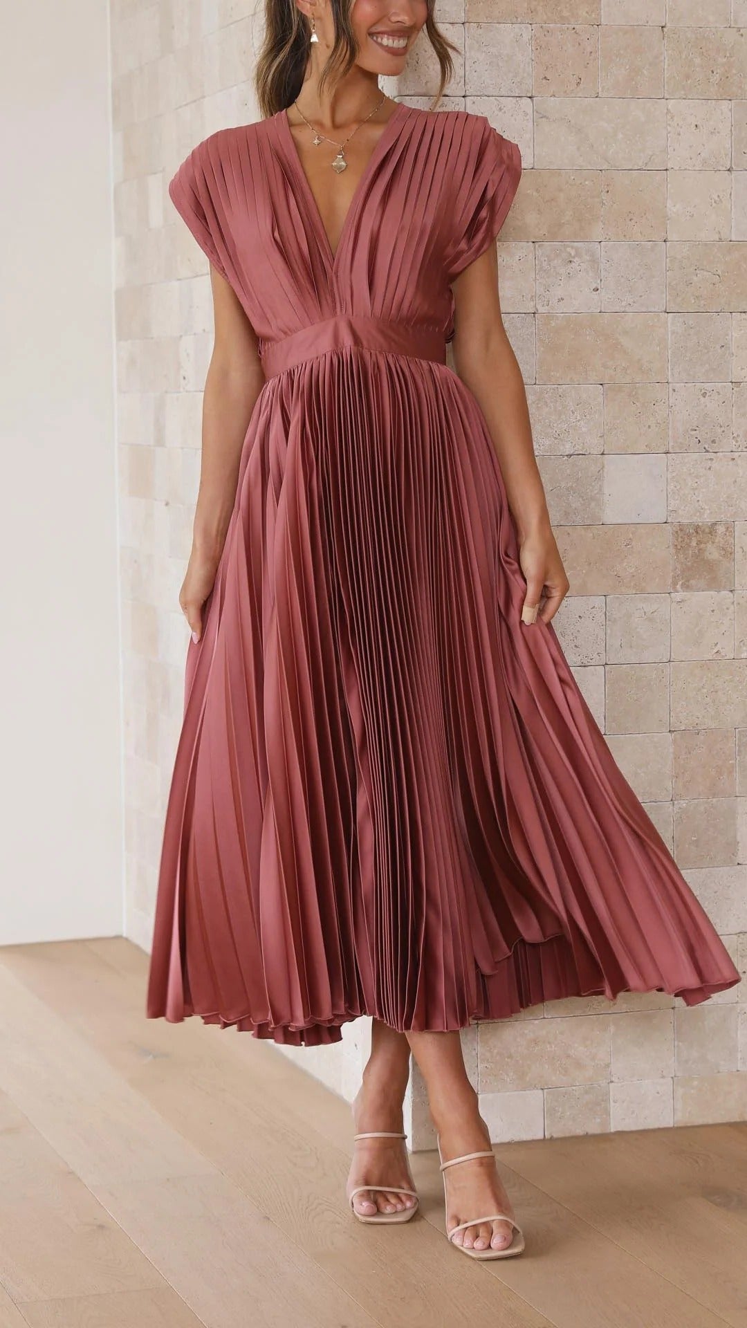 Women's Pleated V-Neck Long Dress