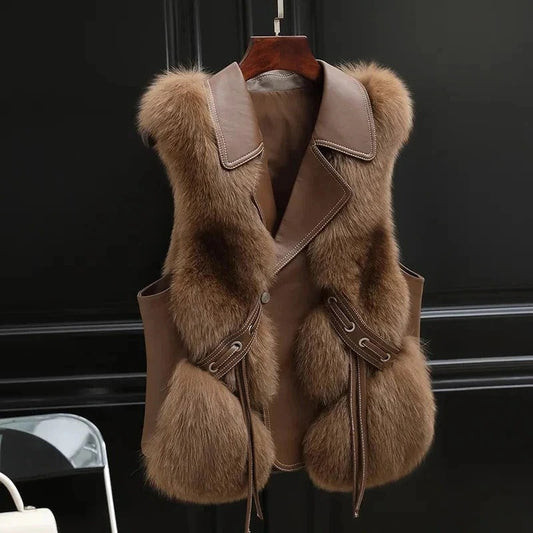 Women's Sleeveless Winter Vest with Lightweight Warm Structure