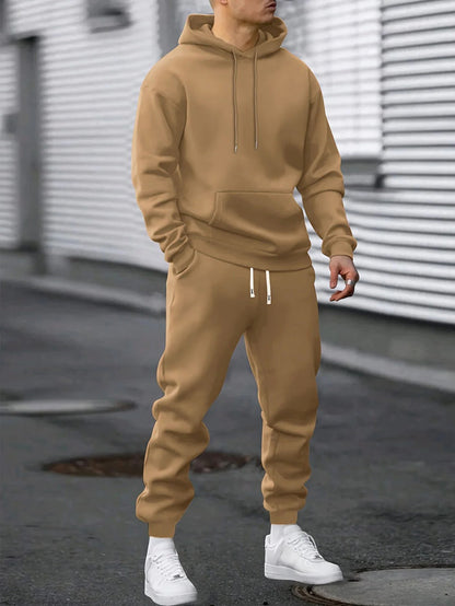 Completo sportivo da uomo con felpa con cappuccio e jogger - Comodo e casual