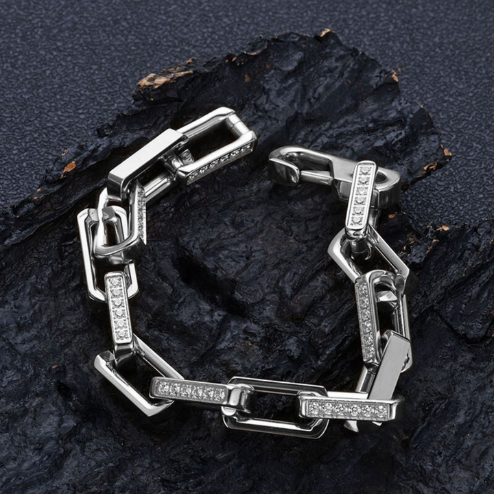 Chainlink Bracelet for Elegant Style and Versatile Fashion