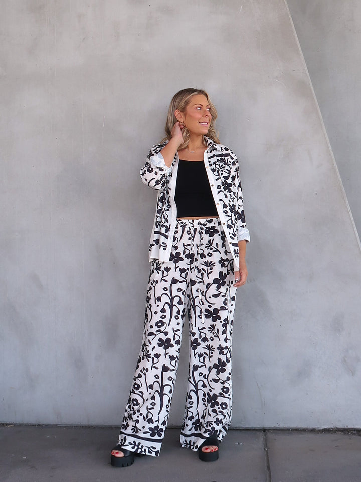 Natalie | Women's Floral Print High-Waisted Wide Leg Pants
