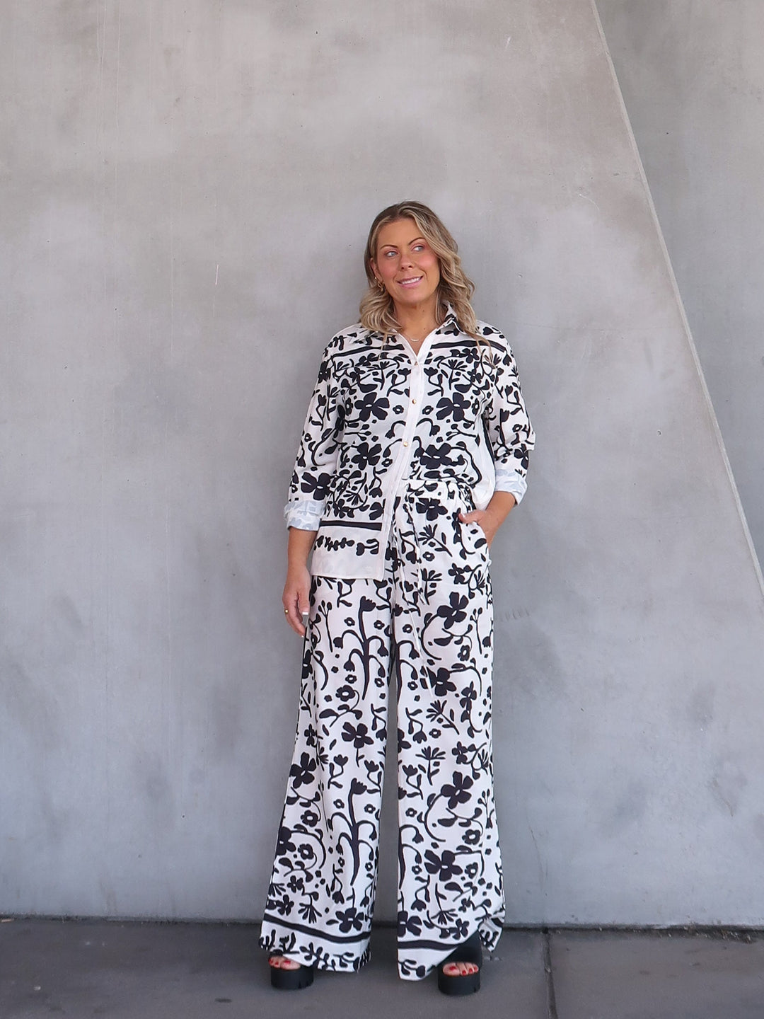 Natalie | Women's Floral Print High-Waisted Wide Leg Pants