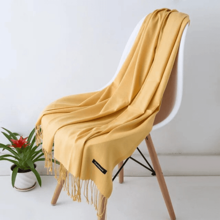 Women's Cozy Winter Scarf