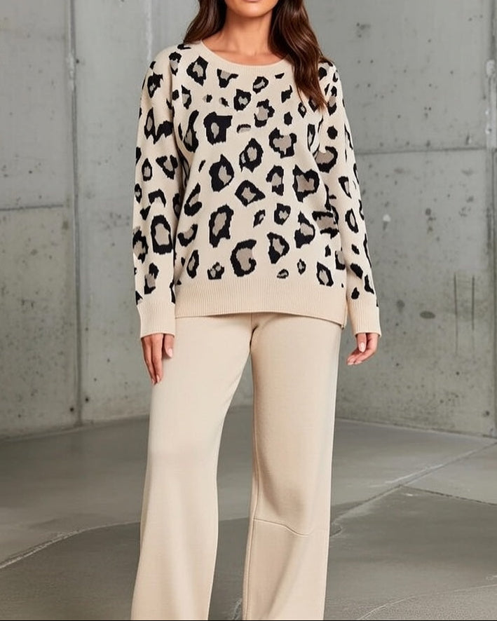 Tabitha | Women's Relaxed Fit Leopard Print Sweater Ensemble