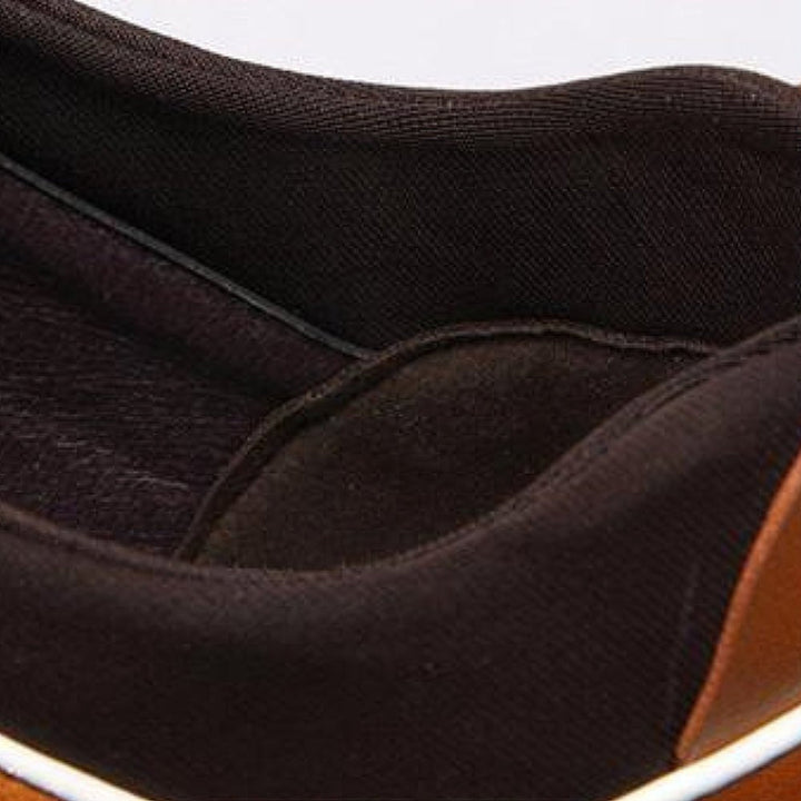Conrad | Men's Casual Lace-Up Sneakers with Decorative Stitching