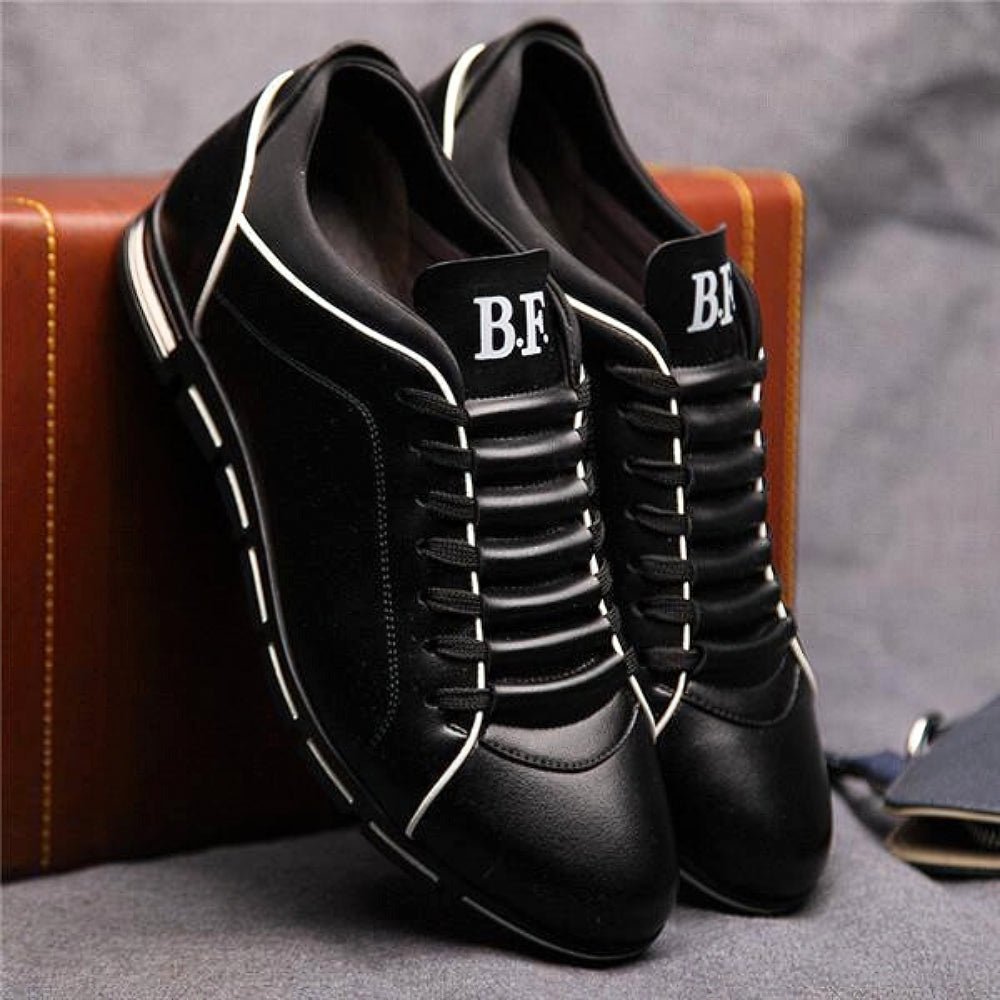 Conrad | Men's Casual Lace-Up Sneakers with Decorative Stitching