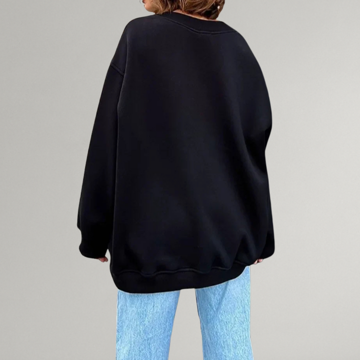 Women's Cozy Oversized Sweater: Stylish Comfort for Any Occasion