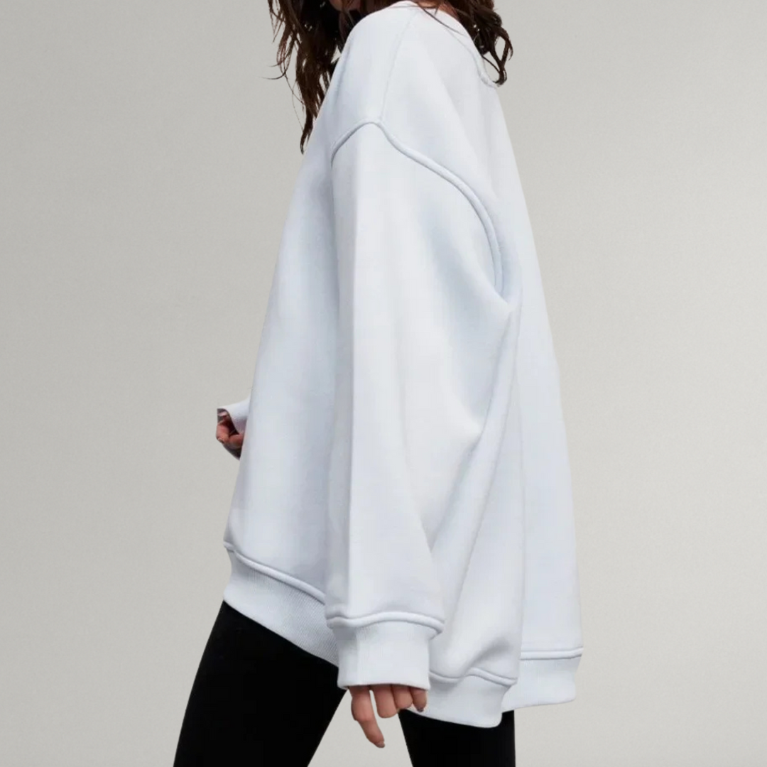 Women's Cozy Oversized Sweater: Stylish Comfort for Any Occasion